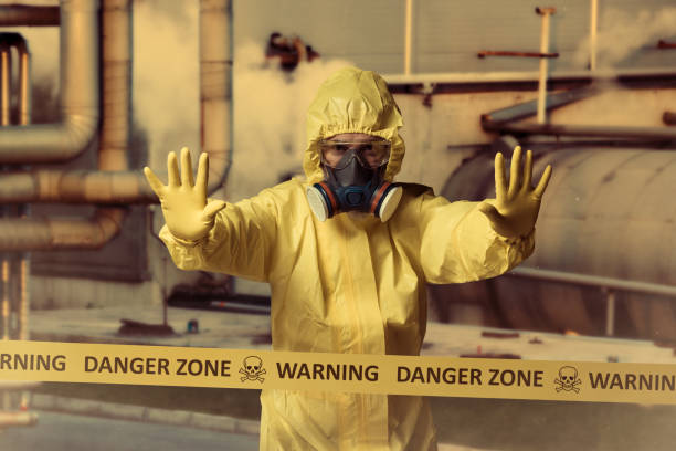 Danger sign warning about the risks of DIY asbestos removal, emphasizing the importance of hiring trusted asbestos removalist services.